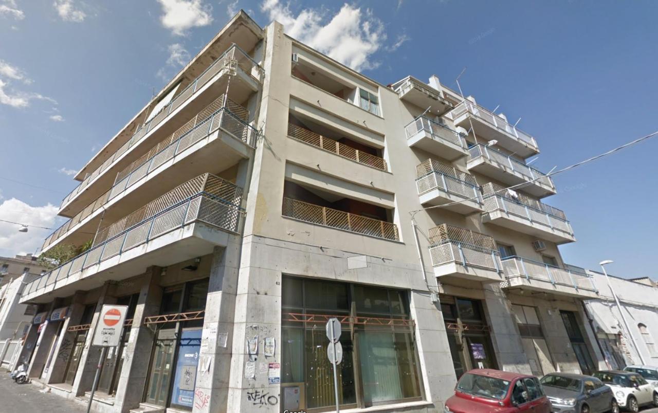 Liberta Frame Apartment With Terrace And Etna View Катания Екстериор снимка