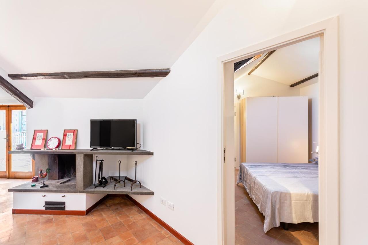 Liberta Frame Apartment With Terrace And Etna View Катания Екстериор снимка